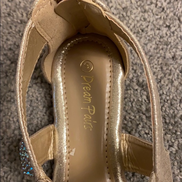 Gold Dream Pairs flats. - Picture 3 of 4